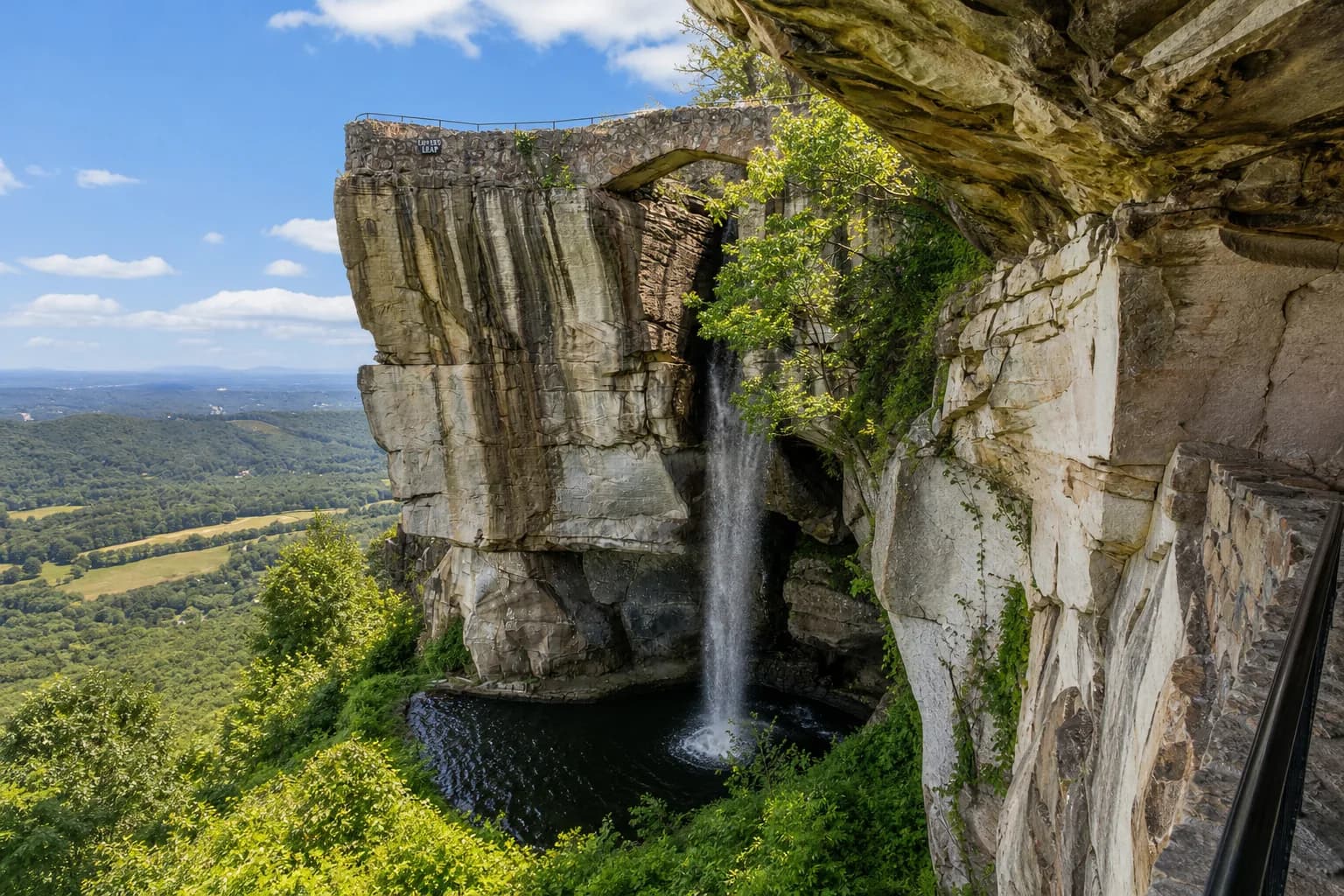 Lookout Mountain neighborhood in Chattanooga, Tennessee